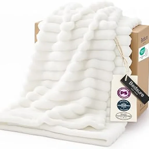 Bedsure GentleSoft Throw Blanket