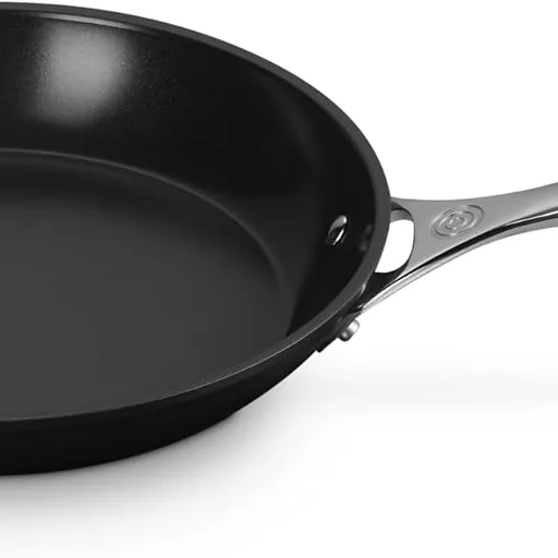 Le Creuset Essential Non-Stick Ceramic Shallow Frying Pan, 10"