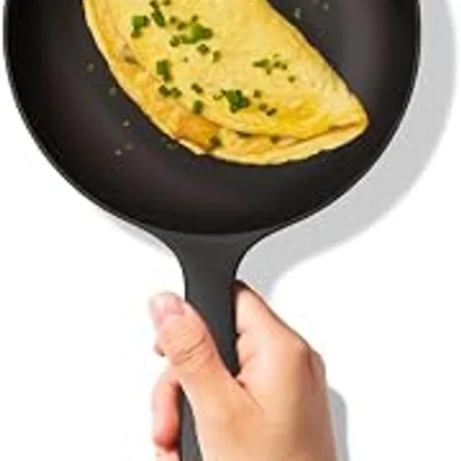 Field CompanyNo.5 Cast Iron Chef Skillet - Curved Egg Pan, 7.5-Inch