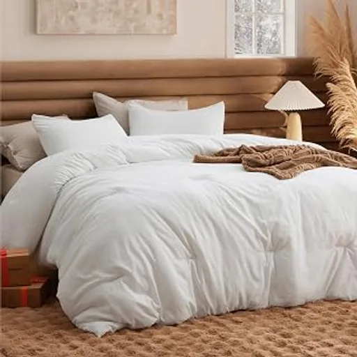Bedsure Queen Comforter Set Prewashed Soft Bedding Set 3Pcs White 90"x90"