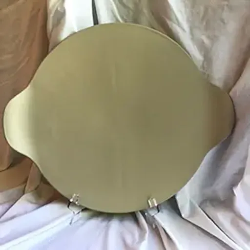The Pampered Chef Large Round Stone with Handles on the Sides