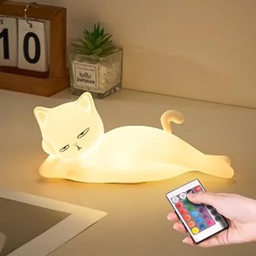Lying Cat Lamp